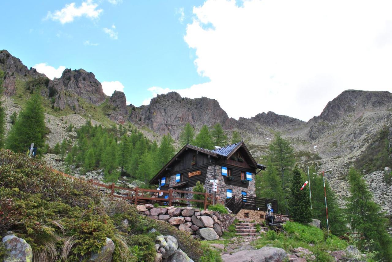 Hotel Belvedere Wellness & Family Baselga di Pinè Zewnętrze zdjęcie